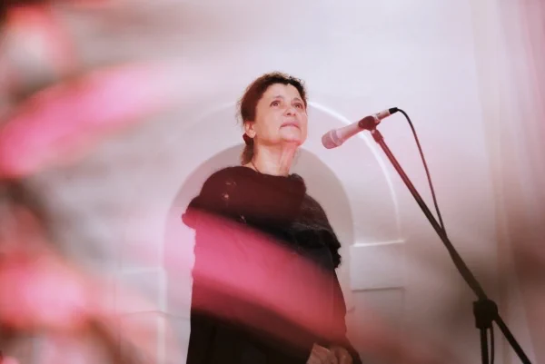Iva Bittová a Čikori v Atriu, 3. 11. 2022 (8)
